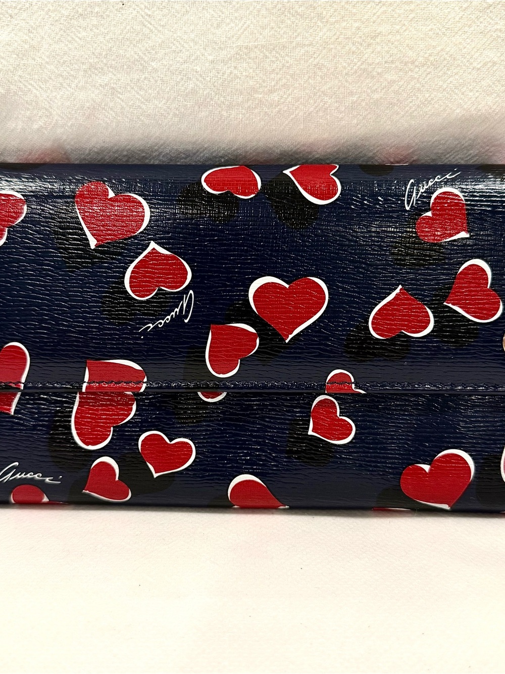 Gorgeous Gucci Heartbeat Continental Long Wallet